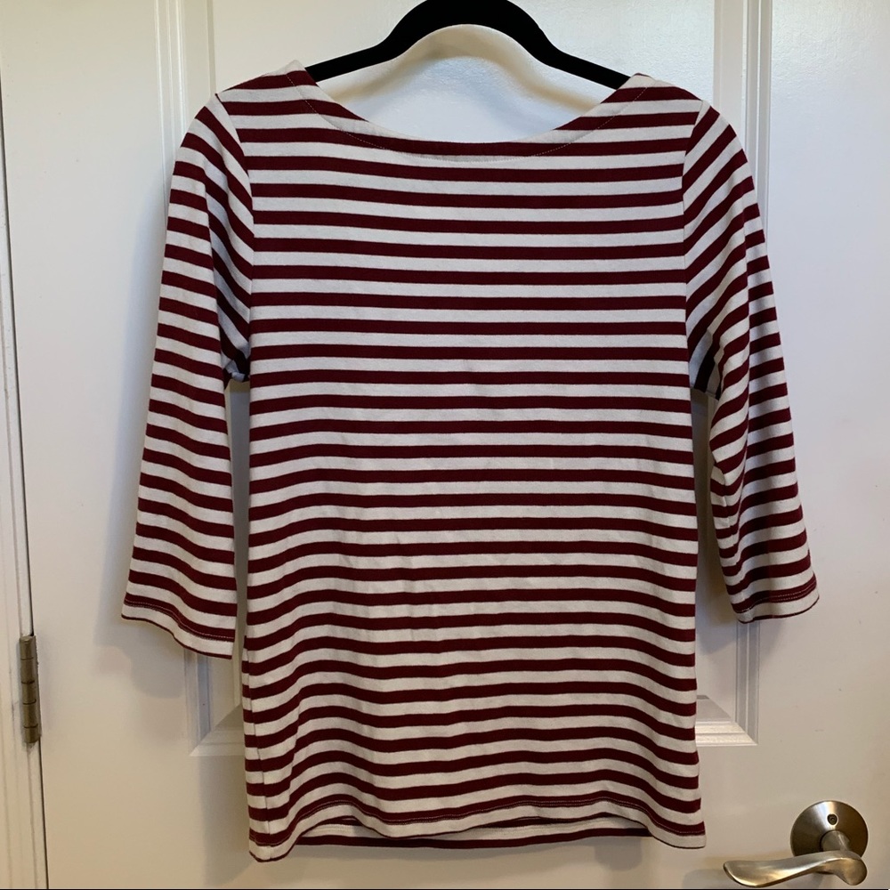GAP burgundy striped favorite tee, size Large